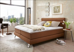 bett_sydney-gold-braun